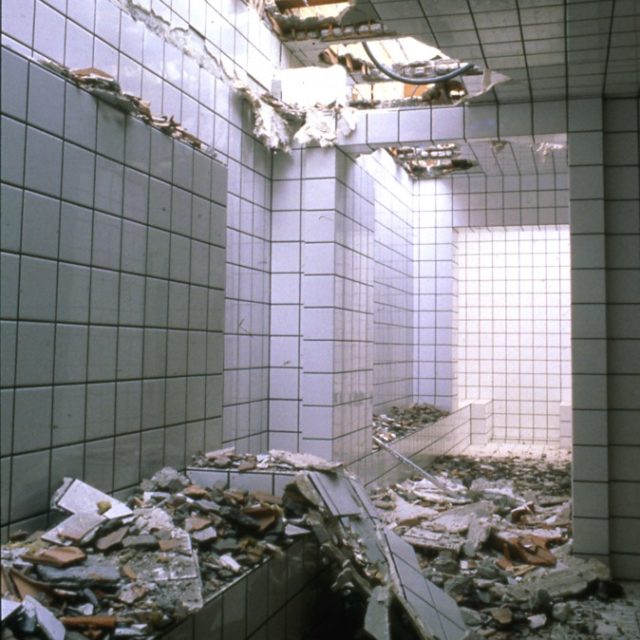 .
Maison Jean Pierre Raynaud
La Celle Saint Coud
1974 - 1993

#architecture #frenchtouch #habitat #housing #logements #facade #design #art #photography #city #urbanscape #skyline #architect #golden #concrete #instagood #primeshots #visualgang #photohunt #instadaily
#archicool #paris #archiporn #designboom