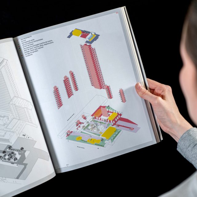 PARTIES COMMUNES, l’exposition que nous avons, Jean Philippe Hugron et moi-même avec Rosa Naudin, imaginée.

Elle est le fruit d’un long travail de recherche mené sur trois ans, lequel donne lieu à une publication éponyme dont le graphisme a été superbement imaginé par @jadoooh

Tout un chacun pourra y découvrir l’histoire des parties communes, l’analyse de plusieurs cas spécifiques ainsi qu’une étude des usages... le tout est illustré par des documents anciens mais aussi par deux reportages photographiques inédits, l’un d’Hortense Soichet @hortensesoichet et l’autre d’Odile van den Woldenberg @doors_od

Le Pavillon de l’Arsenal @pavillonarsenal nous a formidablement accompagné dans cette aventure... collective !

📍Hôpital La Rochefoucauld
15 avenue du général Leclerc, Paris 14e

🕙 Du 26 novembre 2025 au 8 mars 2026
Mercredi - Vendredi : 12h-17h
Samedi - Dimanche : 12h-19h

Merci à @bsantiard pour les photos